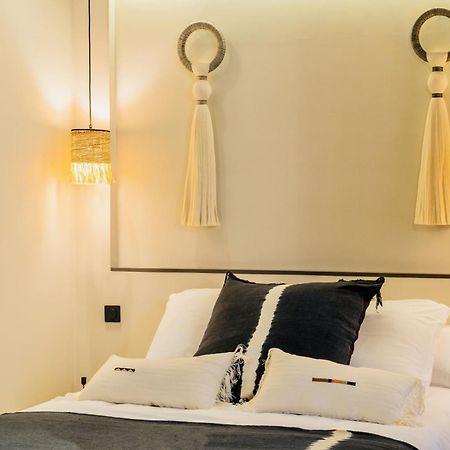 Host Inn Le Lumiere SPA&CINÉMA Lyon Habitación foto